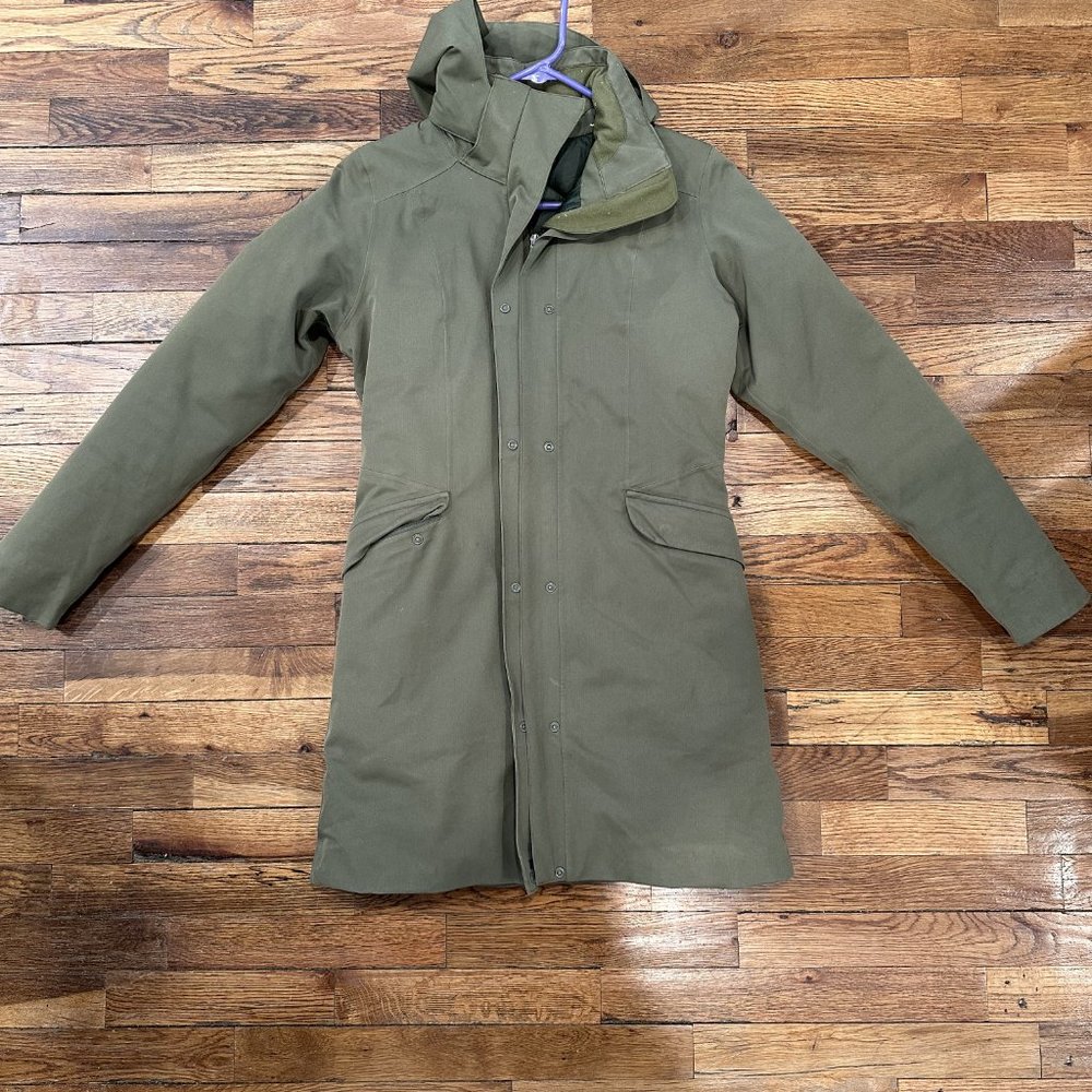 Patagonia Insulated Long Jacket